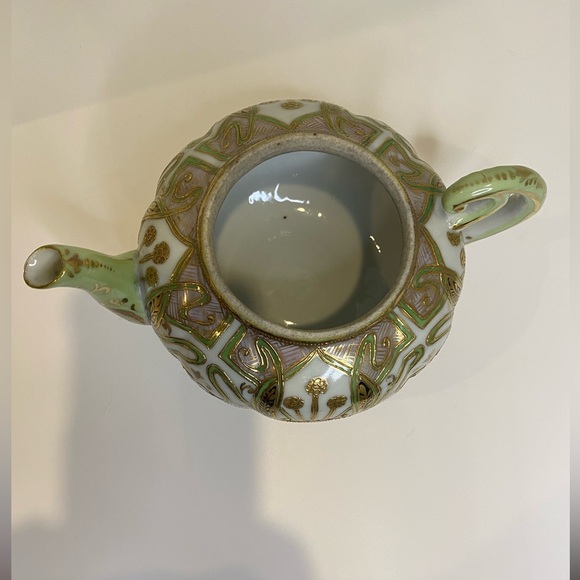 EUC Antique Nippon Hand Painted Moriage Style Teapot Gold Green Pink Black - Picture 9 of 13